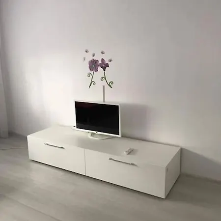 Locatie Buna La 2-3 Min De Plaja Apartment